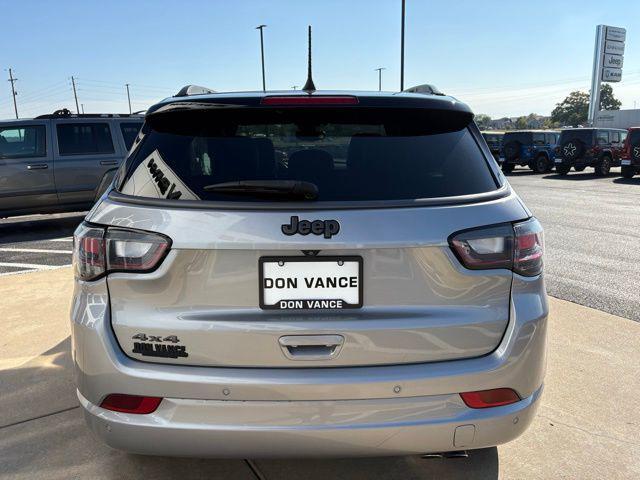 used 2022 Jeep Compass car, priced at $23,172