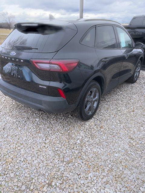 used 2025 Ford Escape car, priced at $25,990