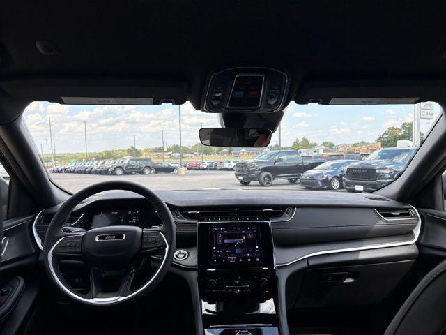 new 2025 Jeep Grand Cherokee L car, priced at $37,488