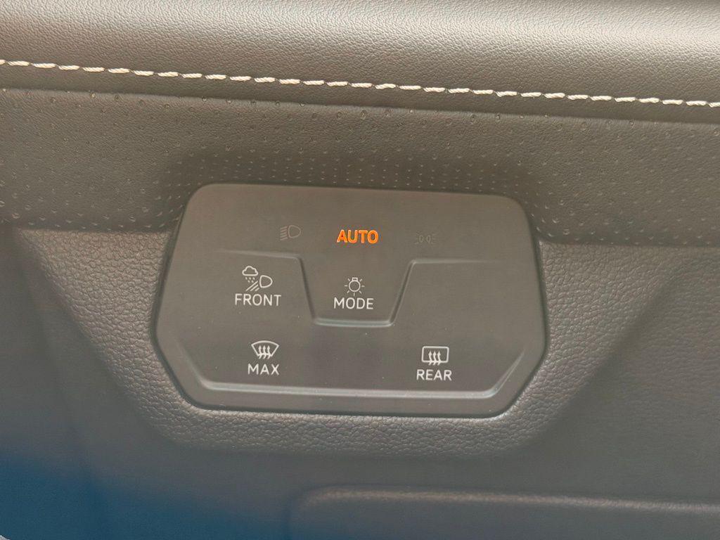 used 2024 Volkswagen Atlas car, priced at $28,481