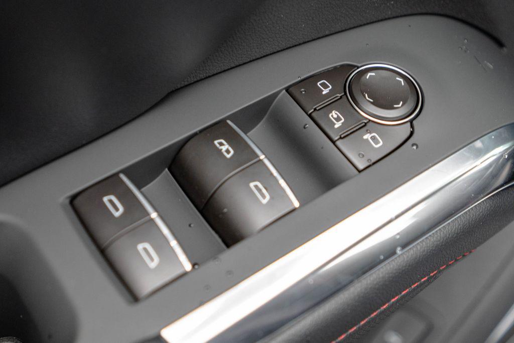 new 2026 Chevrolet Traverse car, priced at $57,258