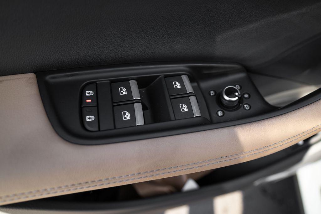 used 2025 Audi Q7 car, priced at $54,998