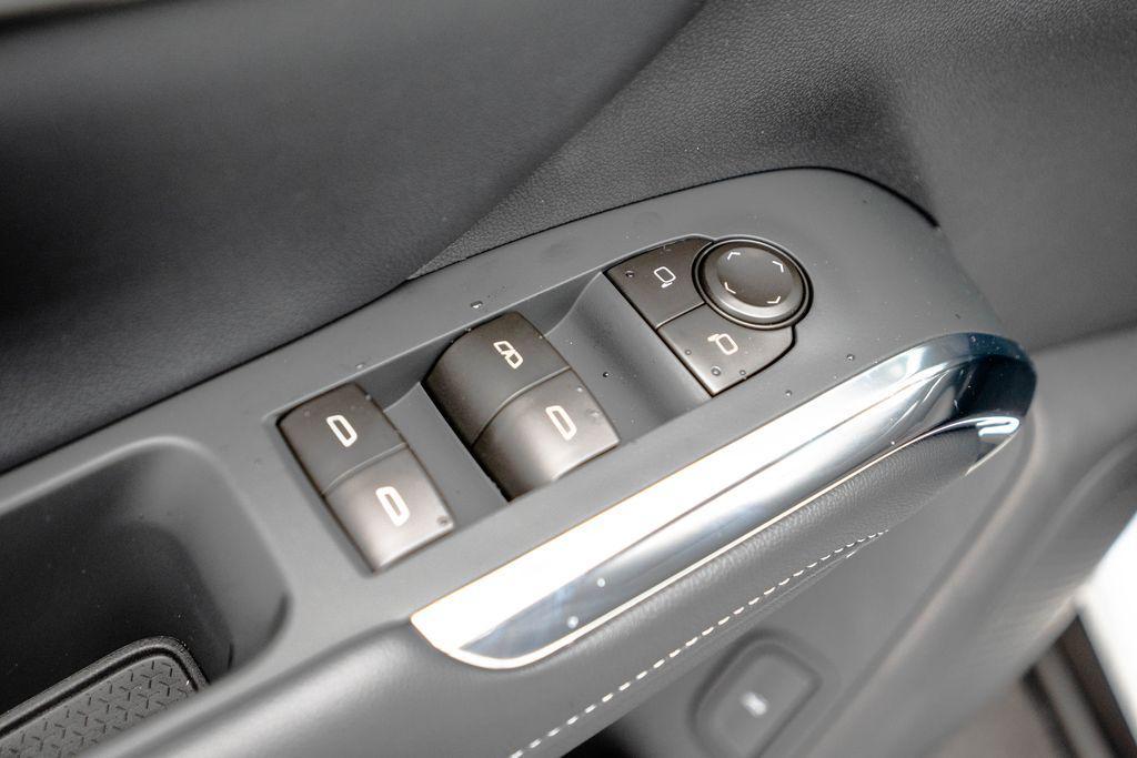 new 2026 Chevrolet Traverse car, priced at $44,664