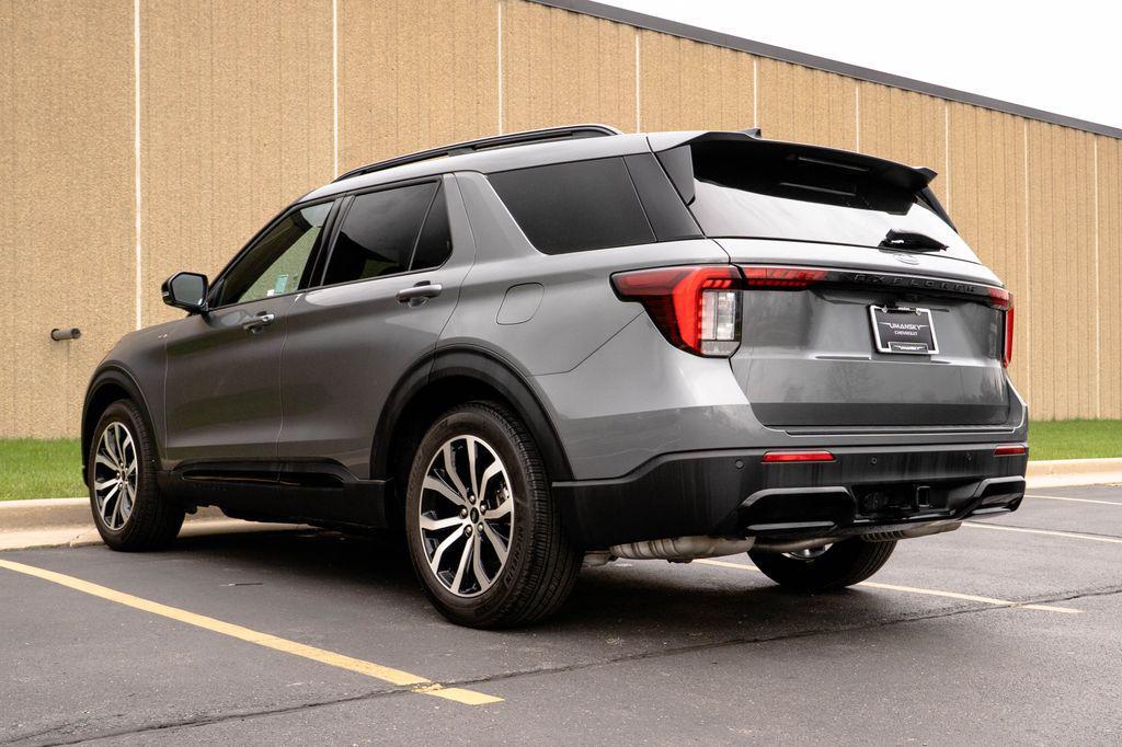 used 2025 Ford Explorer car, priced at $40,046