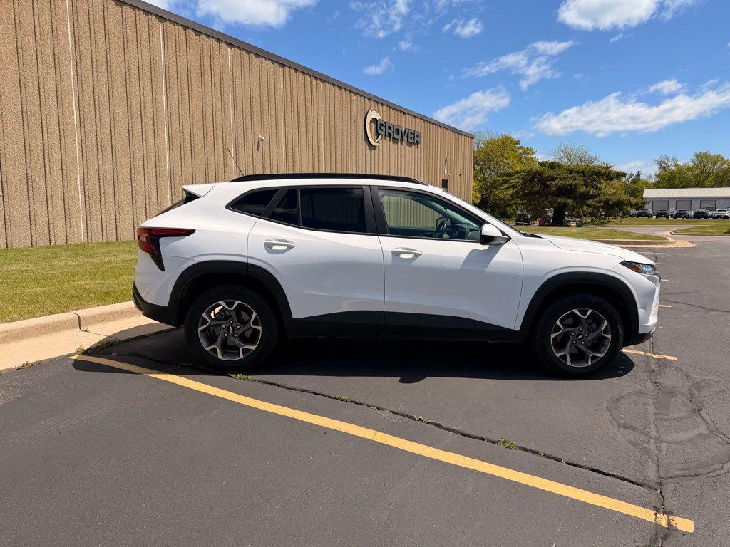 used 2024 Chevrolet Trax car, priced at $20,357