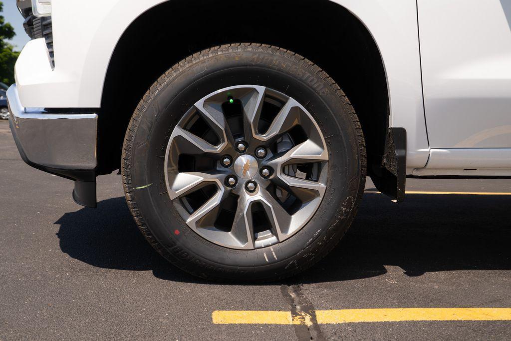 new 2025 Chevrolet Silverado 1500 car, priced at $47,095