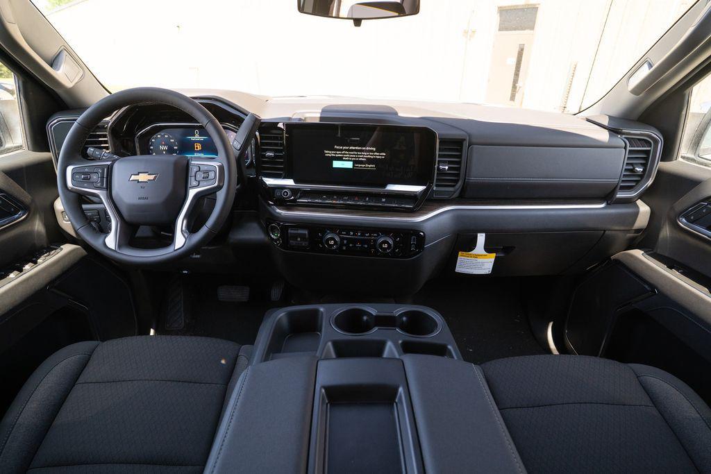 new 2025 Chevrolet Silverado 1500 car, priced at $47,095