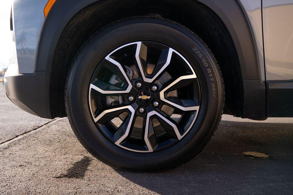 used 2023 Chevrolet TrailBlazer car, priced at $18,944