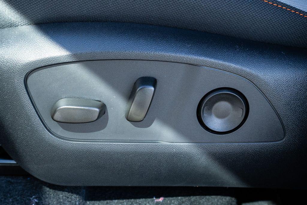 new 2026 Chevrolet Traverse car, priced at $42,894