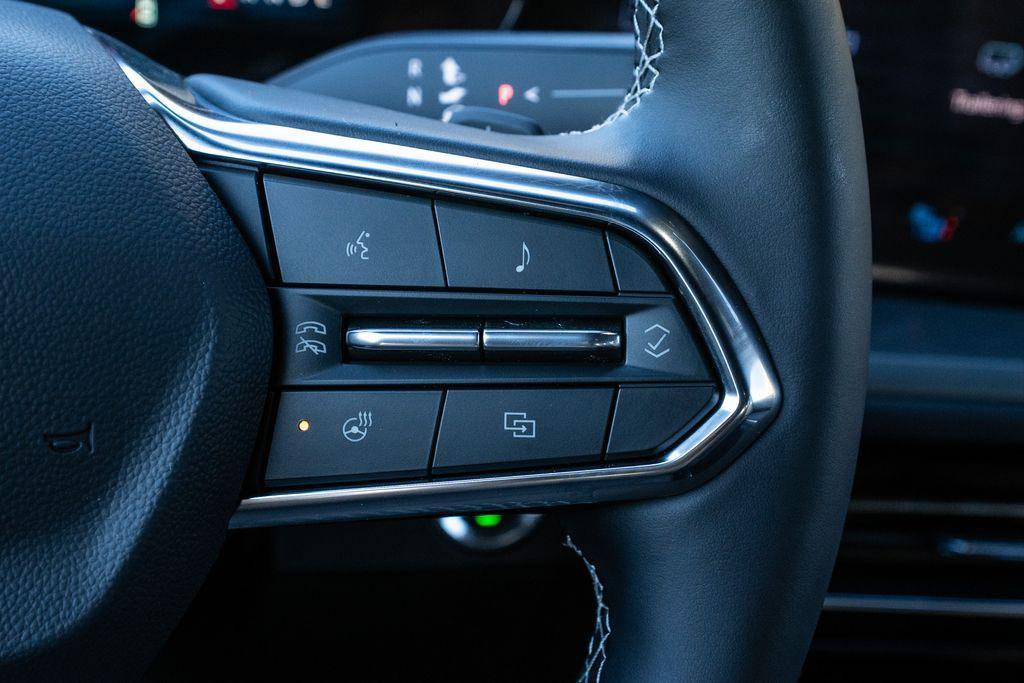 new 2026 Chevrolet Traverse car, priced at $42,894