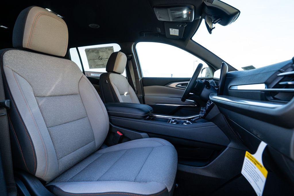 new 2026 Chevrolet Traverse car, priced at $42,894