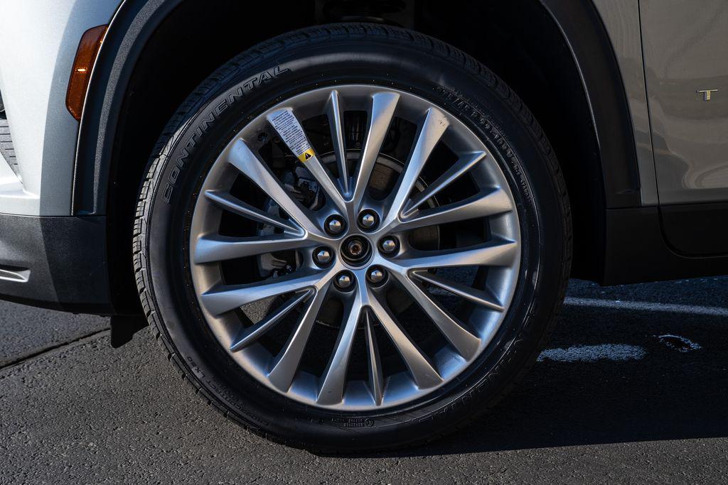 new 2026 Chevrolet Traverse car, priced at $42,894