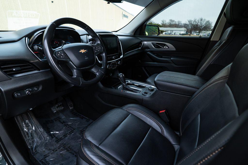 used 2019 Chevrolet Traverse car, priced at $17,398
