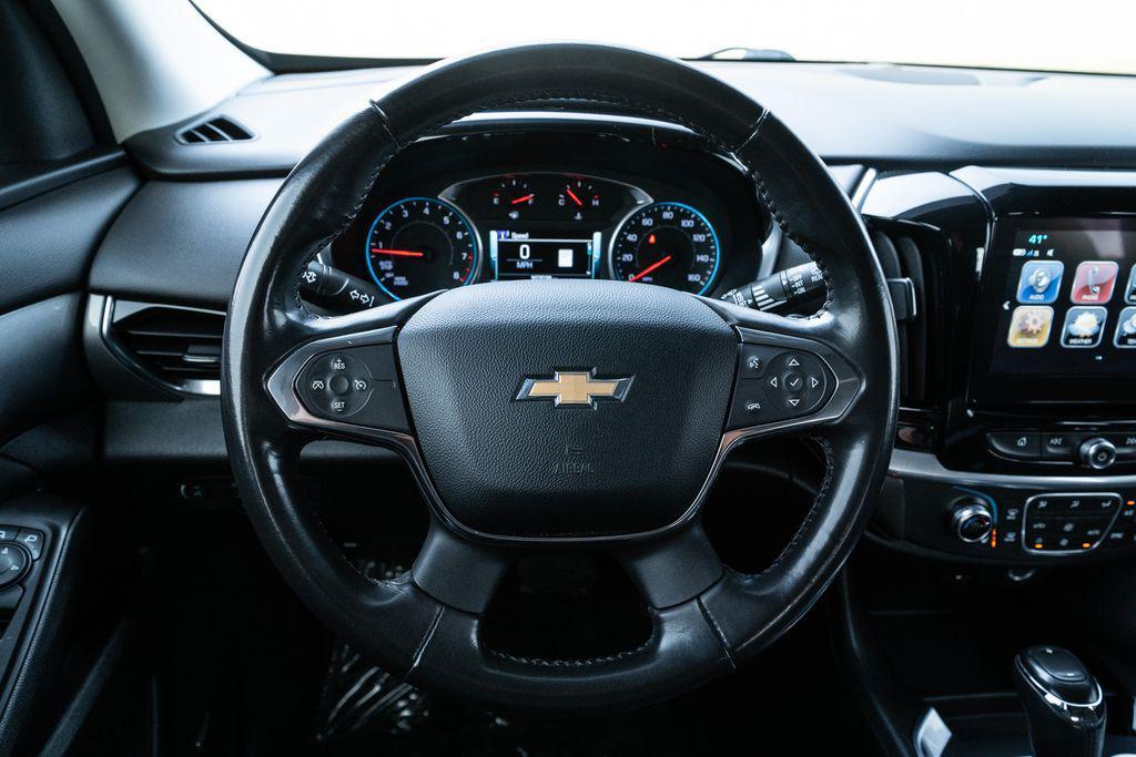 used 2019 Chevrolet Traverse car, priced at $17,398