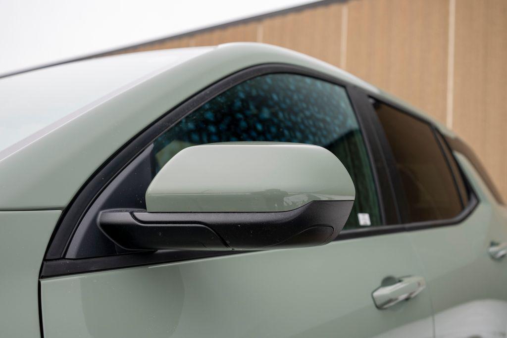 used 2026 Chevrolet Equinox car, priced at $29,905