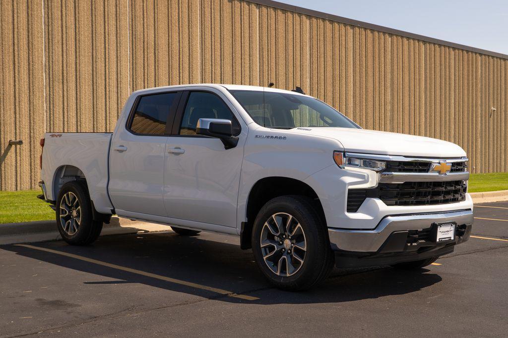new 2025 Chevrolet Silverado 1500 car, priced at $46,317