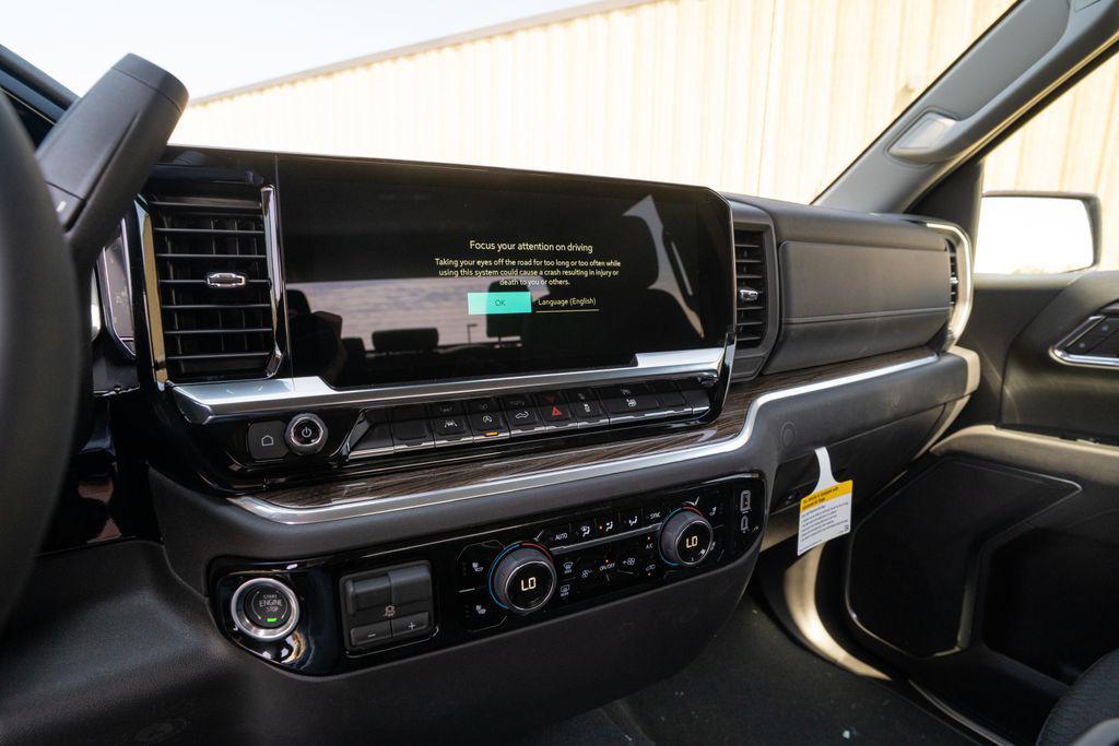 new 2025 Chevrolet Silverado 1500 car, priced at $46,317