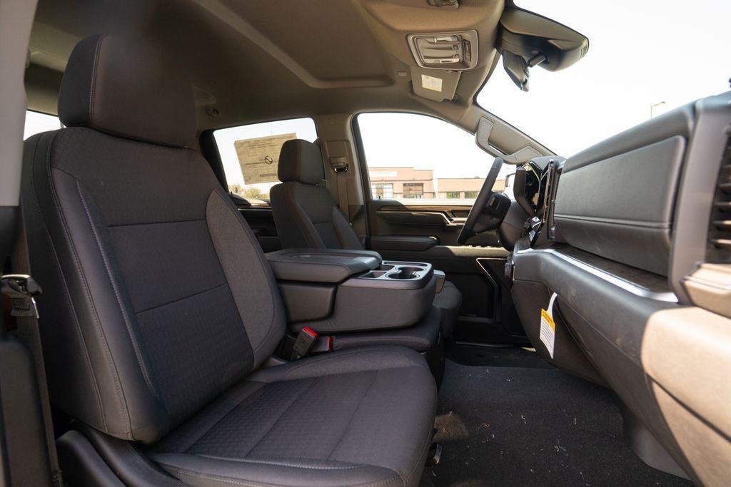 new 2025 Chevrolet Silverado 1500 car, priced at $46,317