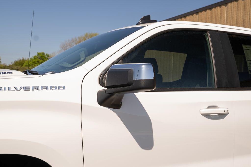 new 2025 Chevrolet Silverado 1500 car, priced at $46,317