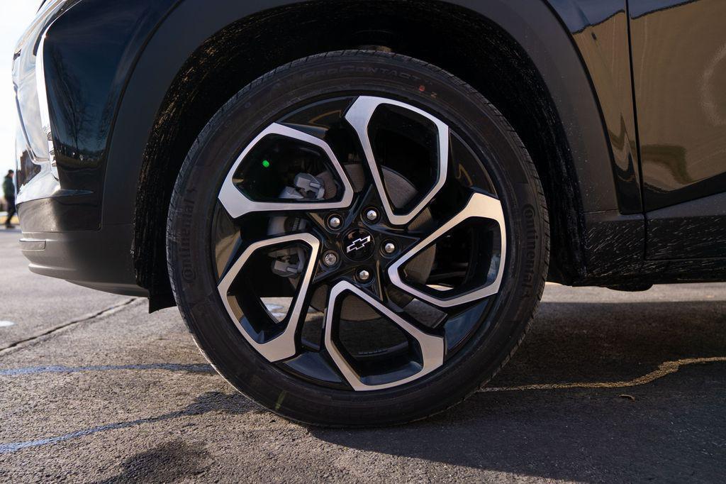 new 2026 Chevrolet Trax car, priced at $25,695