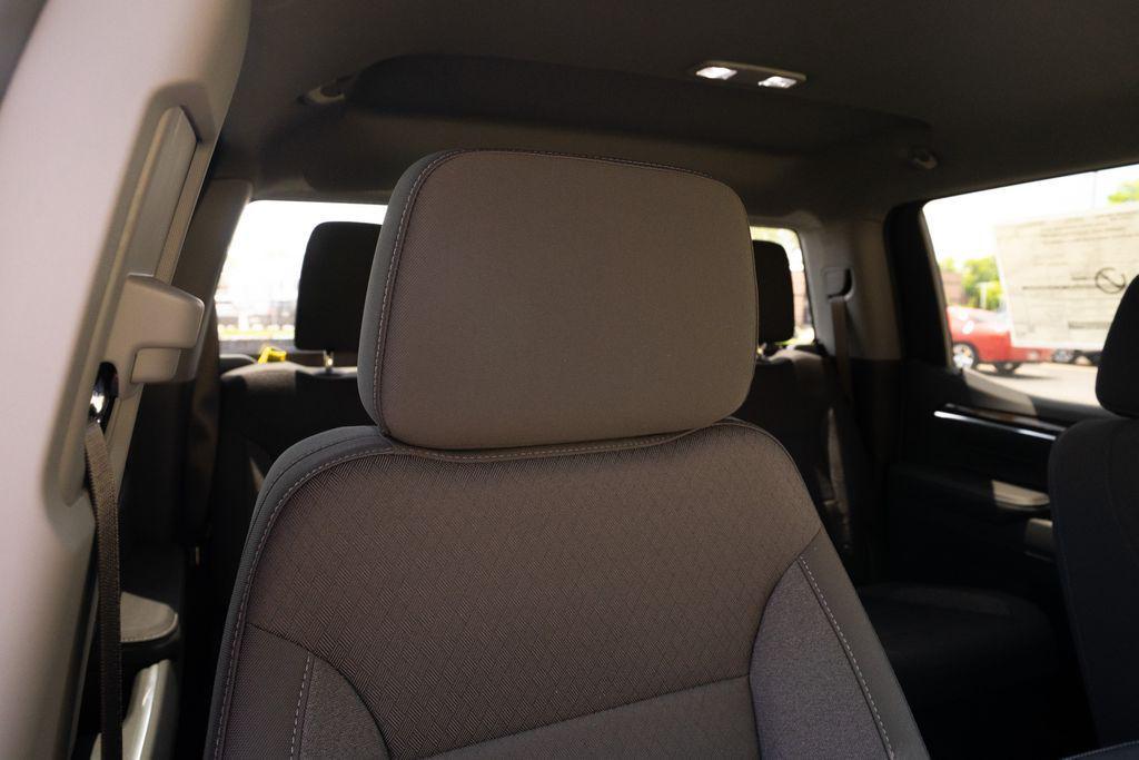 new 2025 Chevrolet Silverado 1500 car, priced at $46,317