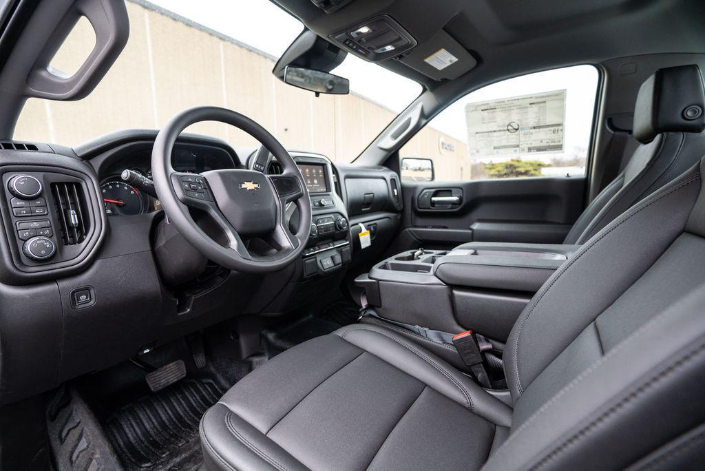 new 2026 Chevrolet Silverado 1500 car, priced at $38,900