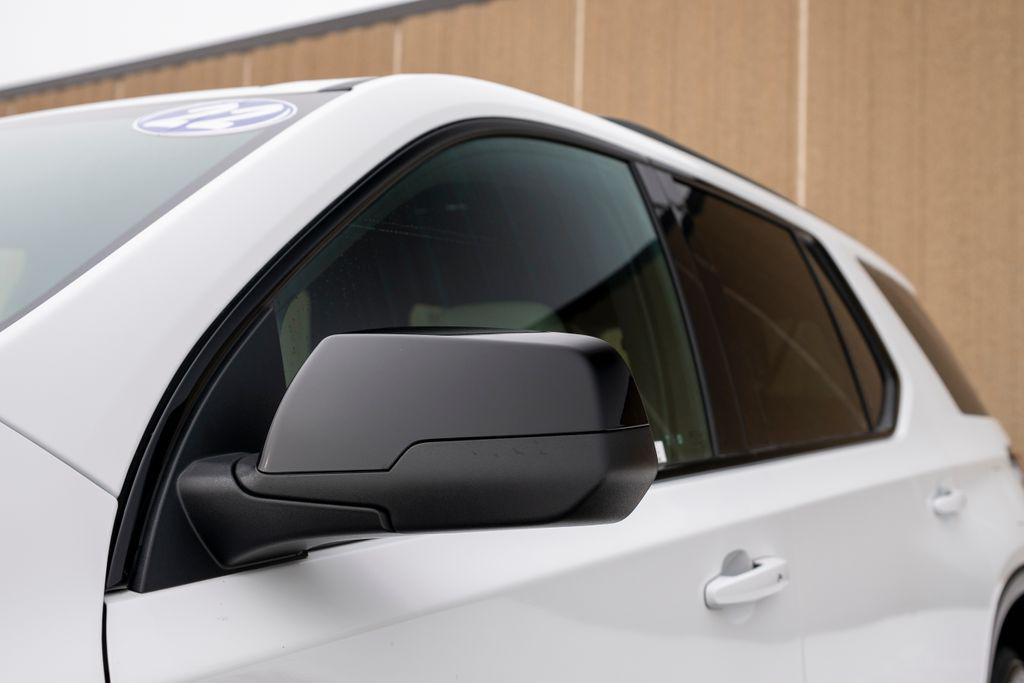 used 2022 Chevrolet Traverse car, priced at $25,998