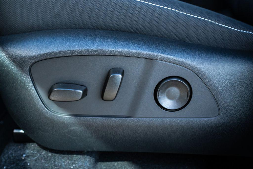 new 2026 Chevrolet Traverse car, priced at $42,894