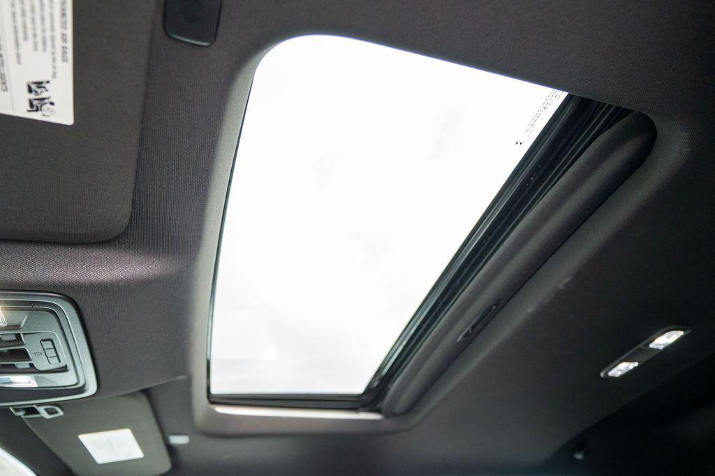 used 2021 GMC Sierra 1500 car, priced at $37,594