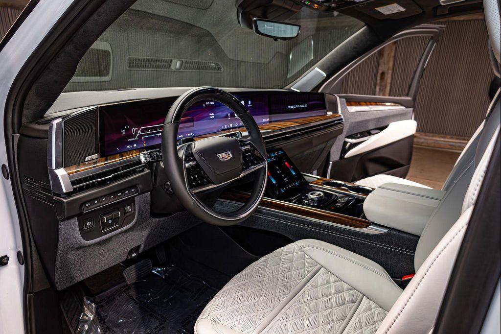 used 2026 Cadillac Escalade ESV car, priced at $154,990