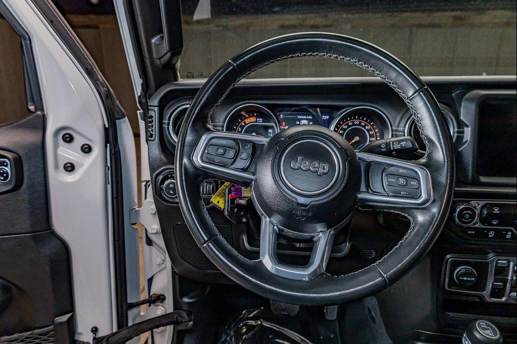 used 2022 Jeep Gladiator car, priced at $39,724