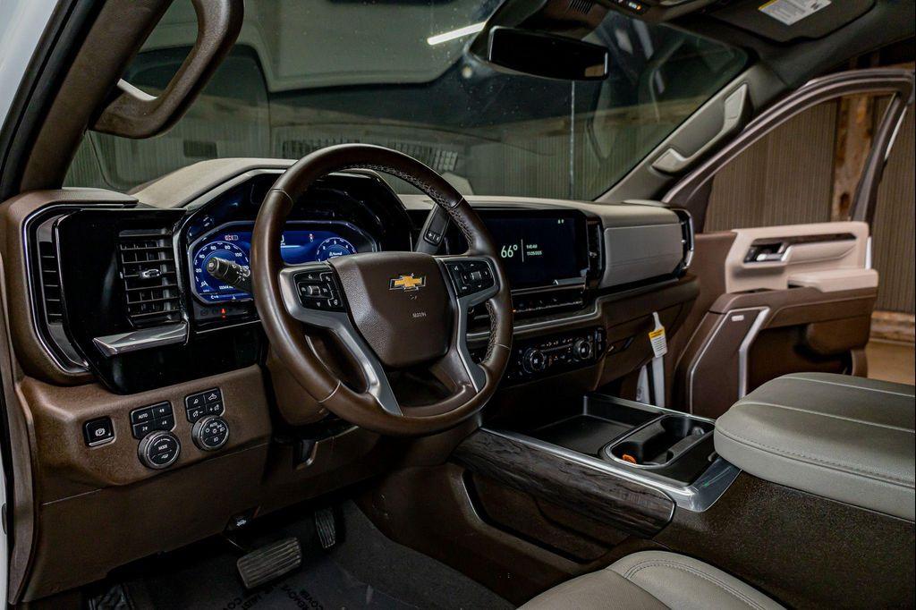 used 2025 Chevrolet Silverado 3500 car, priced at $88,885