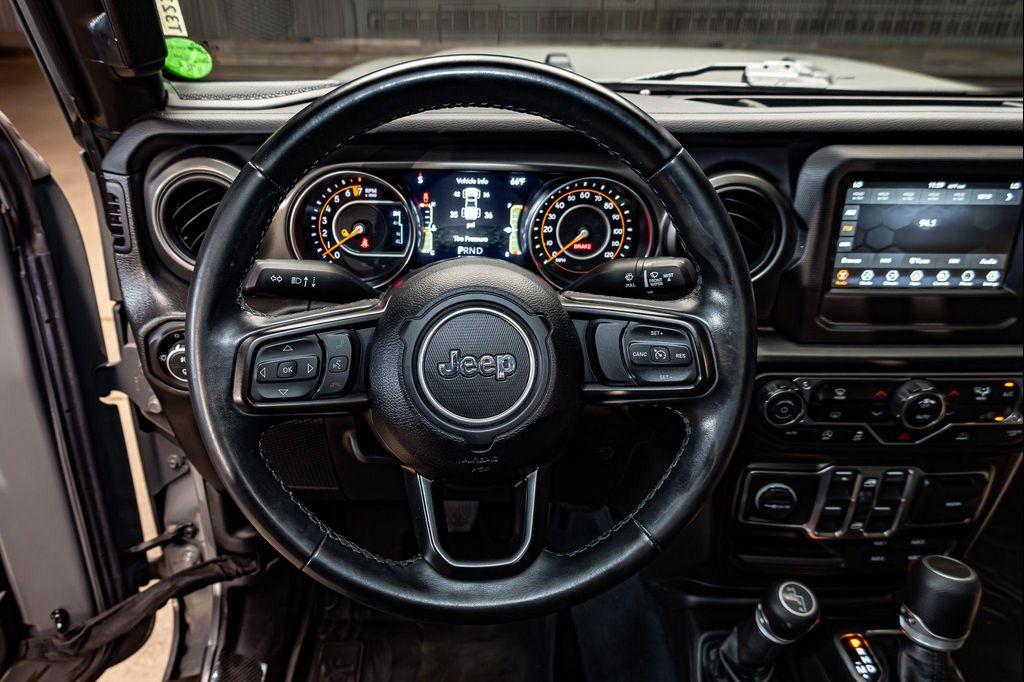 used 2022 Jeep Gladiator car, priced at $46,104