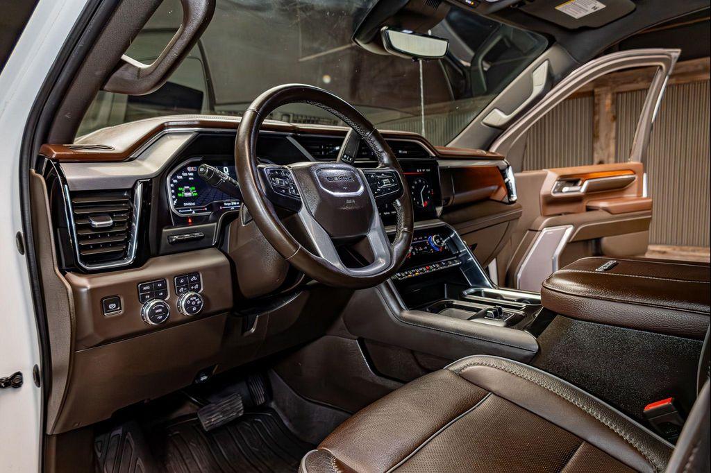 used 2024 GMC Sierra 2500 car, priced at $79,990