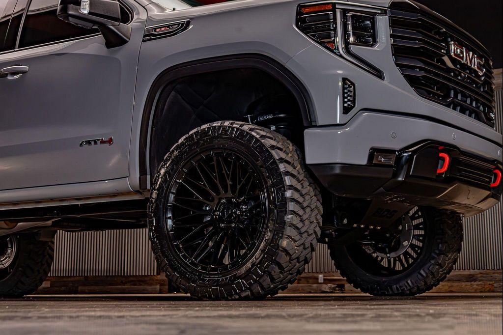 used 2025 GMC Sierra 1500 car, priced at $75,601