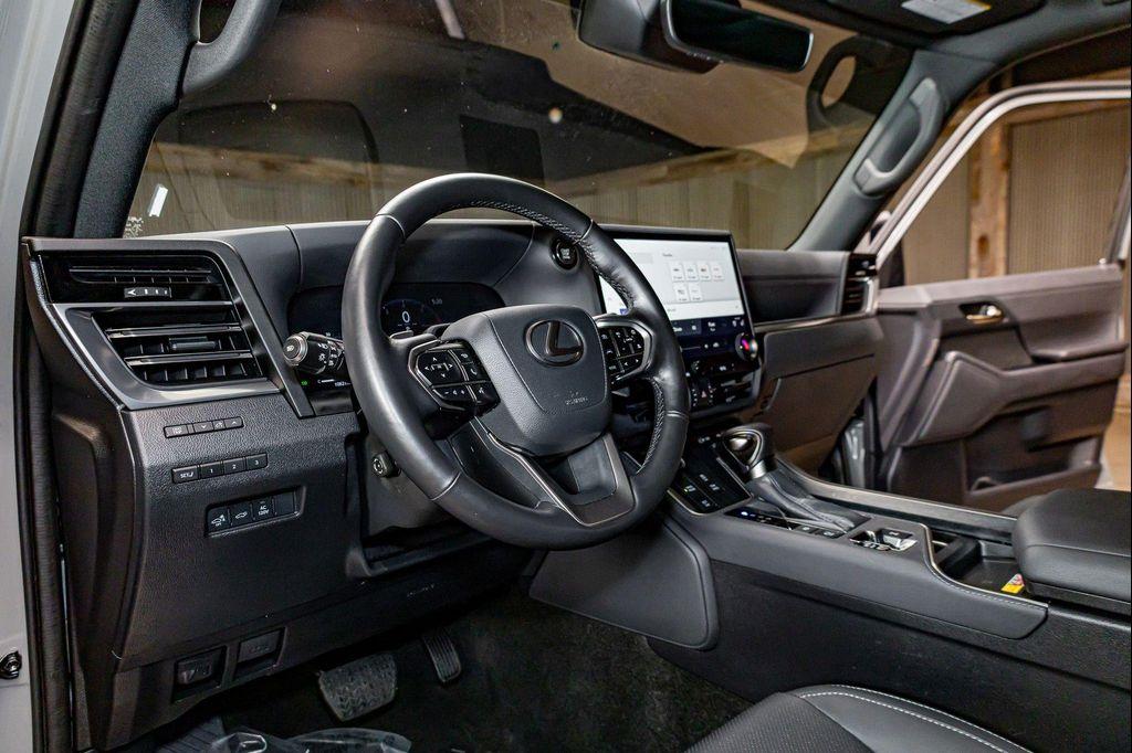 used 2024 Lexus GX 550 car, priced at $94,990