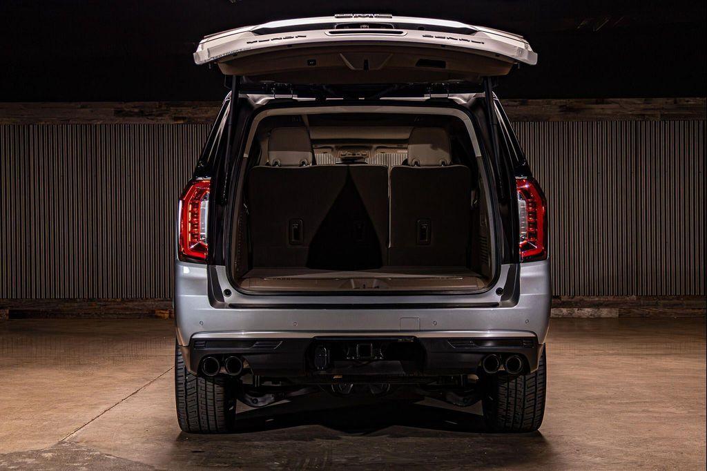 used 2023 GMC Yukon XL car, priced at $71,390