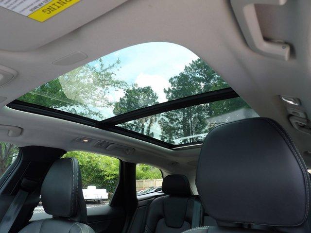 used 2022 Volvo XC60 car, priced at $36,789