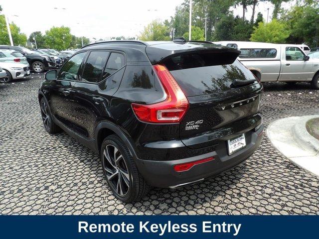 used 2020 Volvo XC40 car, priced at $23,363