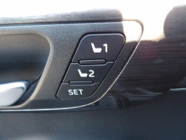 used 2025 Toyota Highlander Hybrid car, priced at $54,576