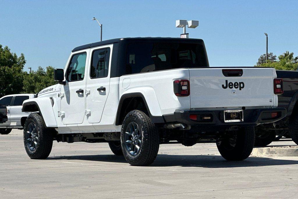 new 2026 Jeep Gladiator car, priced at $45,951