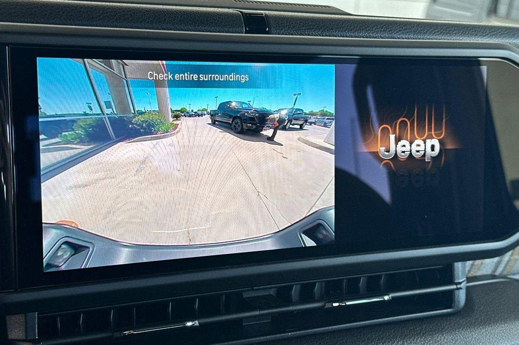 new 2026 Jeep Gladiator car, priced at $45,951