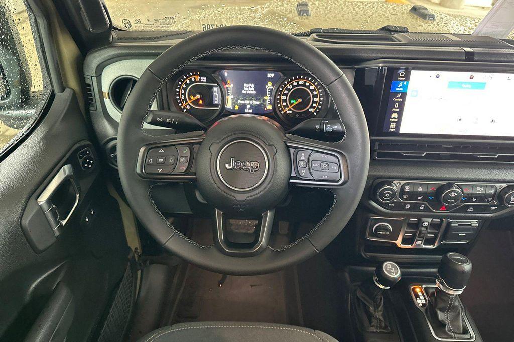 new 2026 Jeep Gladiator car, priced at $43,596