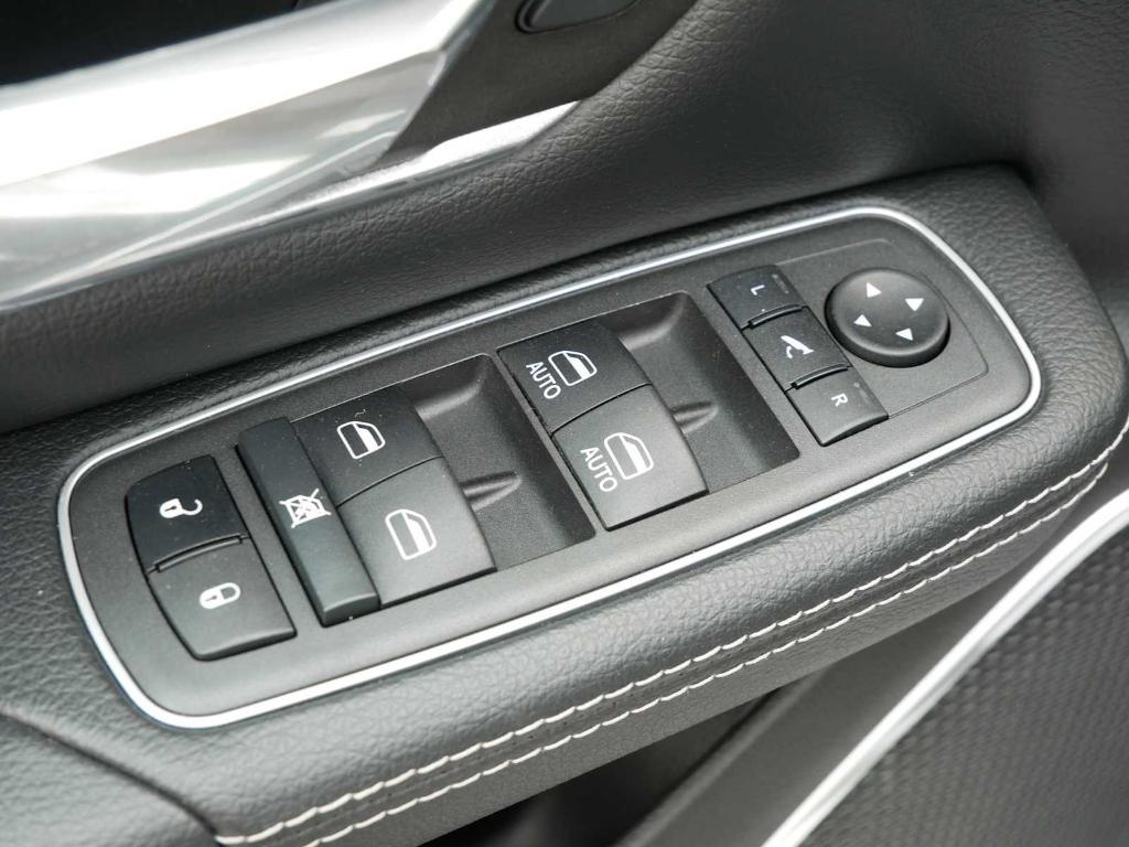 used 2022 Ram 1500 car, priced at $43,210