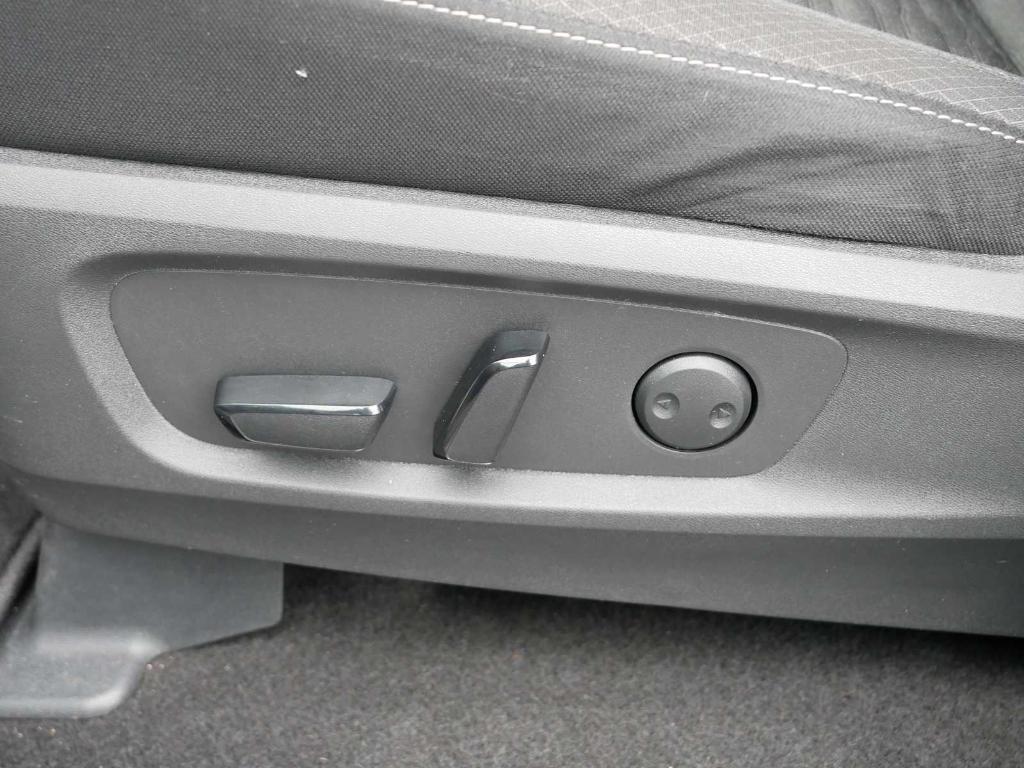 used 2023 Nissan Pathfinder car, priced at $24,900