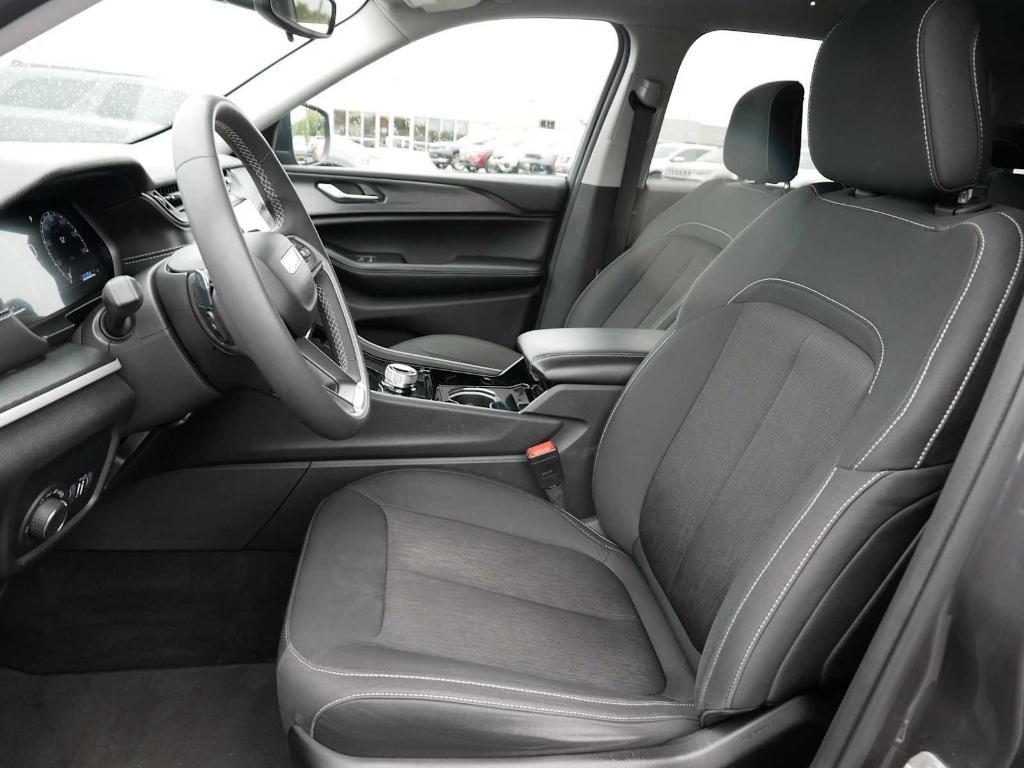 used 2023 Jeep Grand Cherokee L car, priced at $27,894