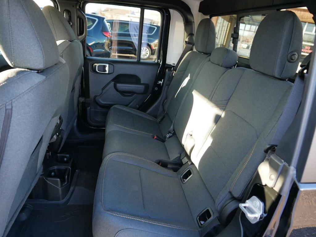 new 2026 Jeep Gladiator car, priced at $54,399