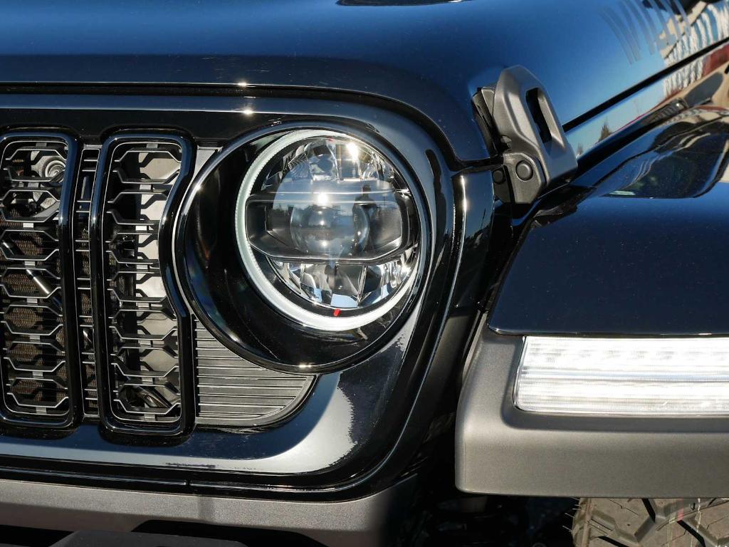 new 2026 Jeep Gladiator car, priced at $54,399