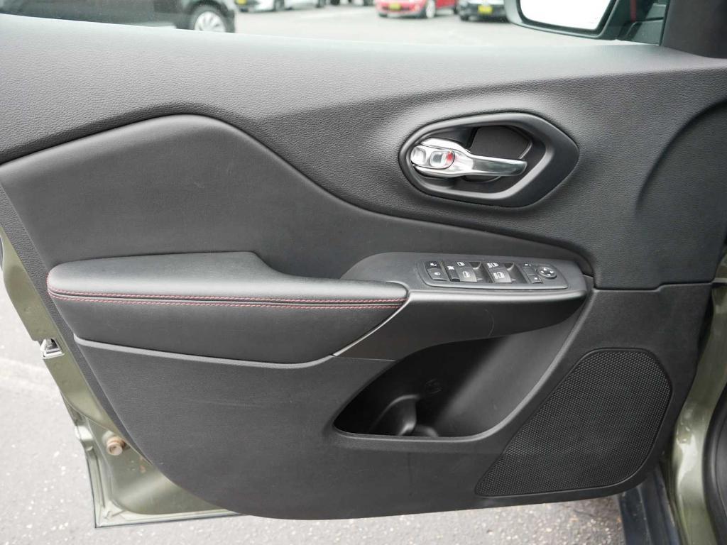 used 2021 Jeep Cherokee car, priced at $21,888