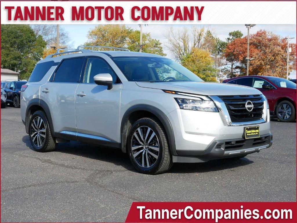used 2023 Nissan Pathfinder car, priced at $36,900